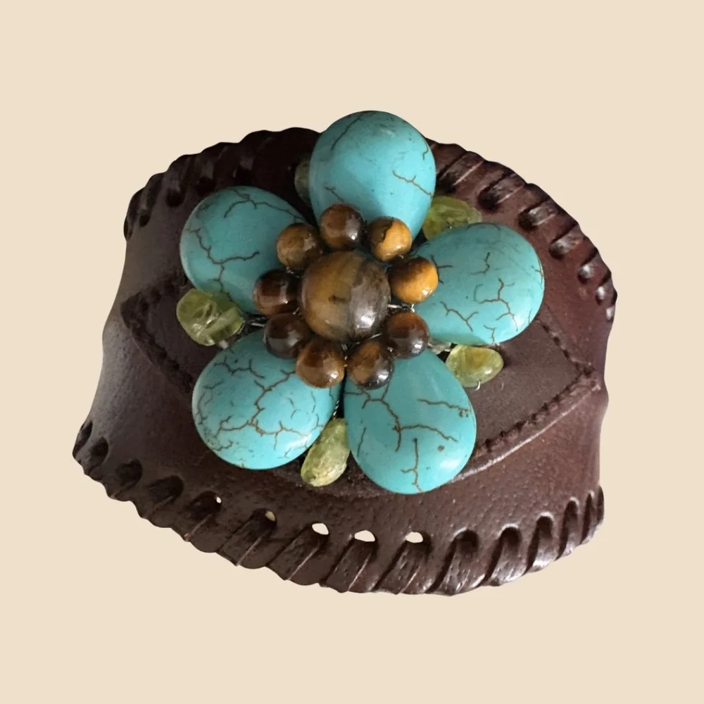 Leather Bangle with Turquoise & Tiger's Eye Flower - Picture 5 of 6
